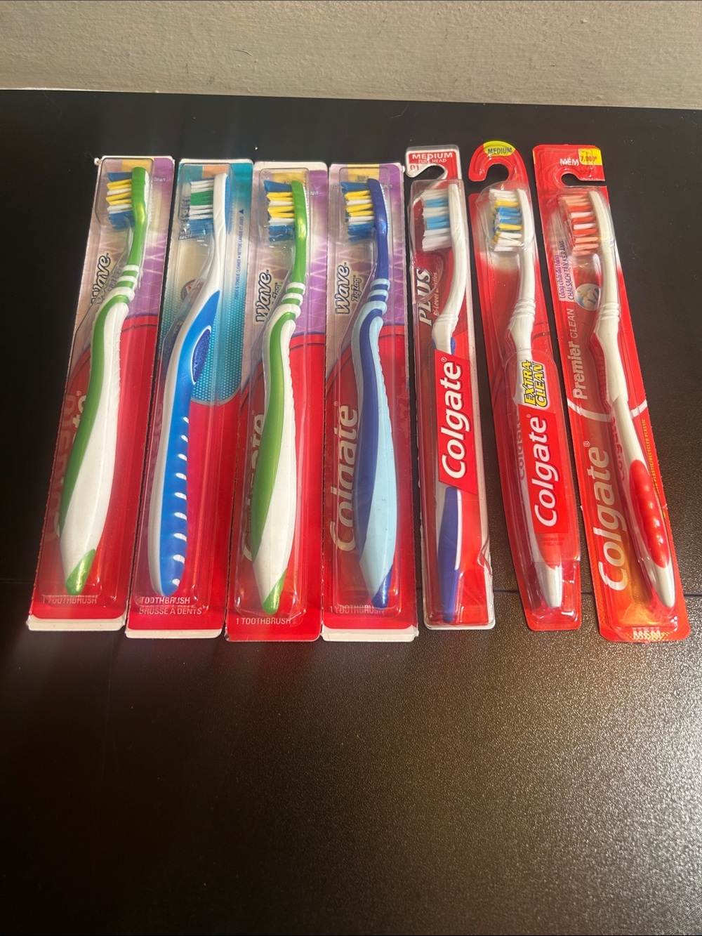 Colgate Wave ZigZag Soft Compact Toothbrush Lot of 7
